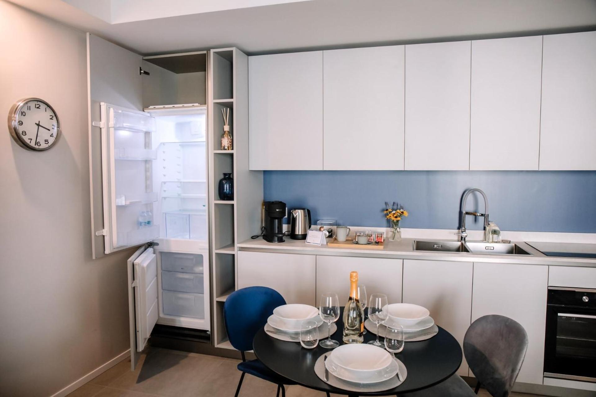 Elegant Beige Apartment - 5 Minutes From The Lake 科莫 外观 照片